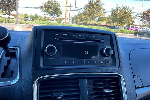 2016 Dodge Grand Caravan SE - 23092540 - 26