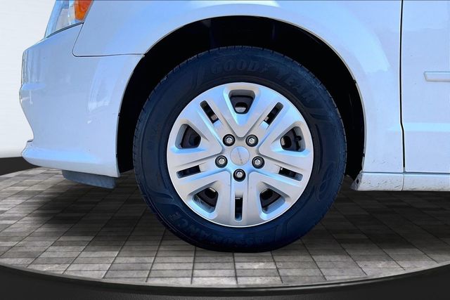 2016 Dodge Grand Caravan SE - 23092540 - 40