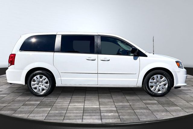 2016 Dodge Grand Caravan SE - 23092540 - 7