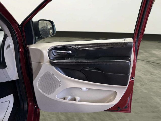 2016 Dodge Grand Caravan SE 4dr Mini Van - 23018964 - 16