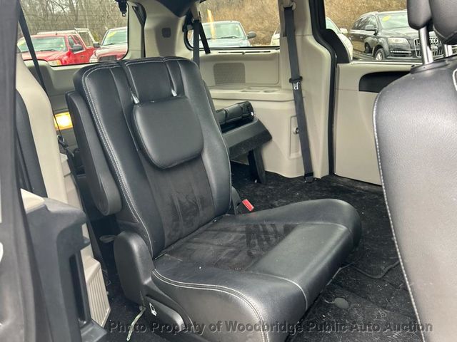 2016 Dodge Grand Caravan SXT - 23008444 - 9