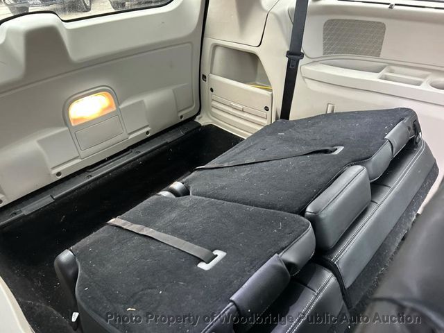 2016 Dodge Grand Caravan SXT - 23008444 - 11
