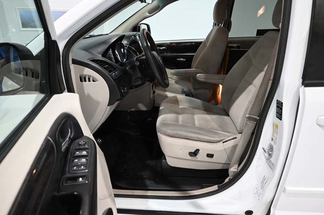 2016 Dodge Grand Caravan SXT - 23096021 - 12
