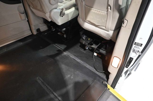 2016 Dodge Grand Caravan SXT - 23096021 - 18