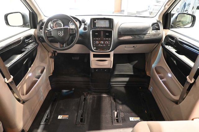 2016 Dodge Grand Caravan SXT - 23096021 - 21