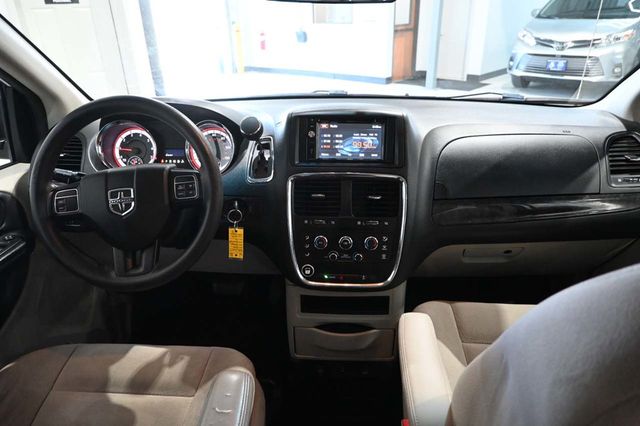 2016 Dodge Grand Caravan SXT - 23096021 - 22