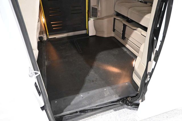 2016 Dodge Grand Caravan SXT - 23096021 - 27