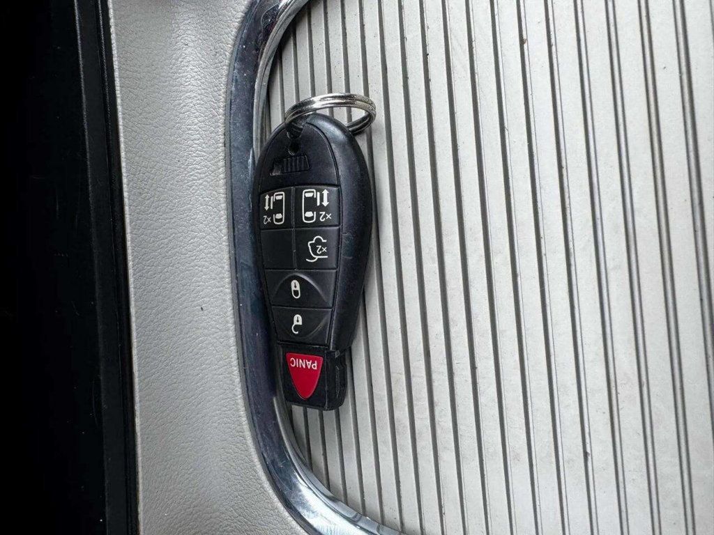 2016 Dodge Grand Caravan SXT 4dr Mini Van - 22936429 - 21