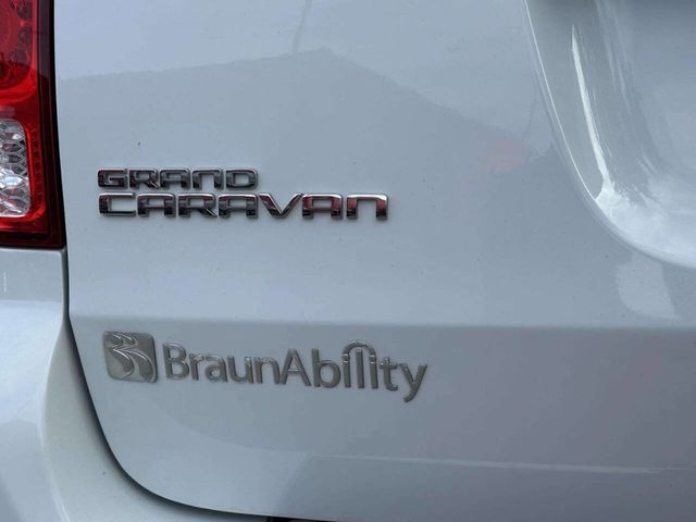 2016 Dodge Grand Caravan SXT 4dr Mini Van - 23036119 - 33