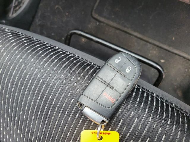 2016 Dodge Journey SXT Sport Utility 4D - 22956675 - 28