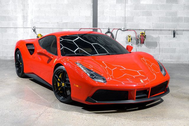2016 Ferrari 488 GTB 2dr Coupe - 22912603 - 23