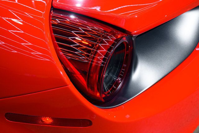 2016 Ferrari 488 GTB 2dr Coupe - 22912603 - 28