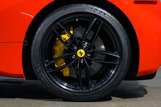 2016 Ferrari 488 GTB 2dr Coupe - 22912603 - 38