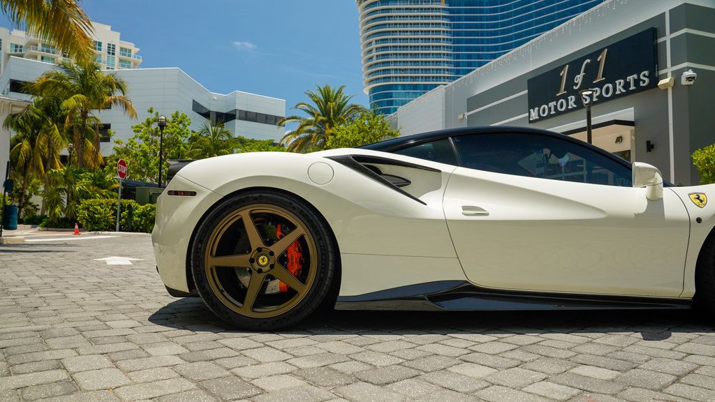 2016 Ferrari 488 GTB photo 13