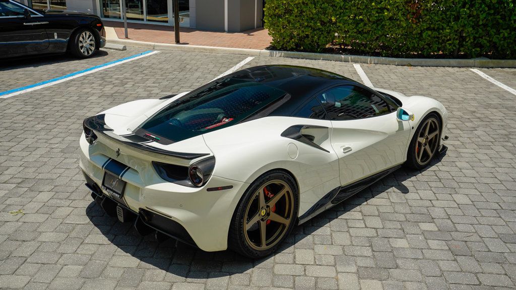 2016 Ferrari 488 GTB photo 16