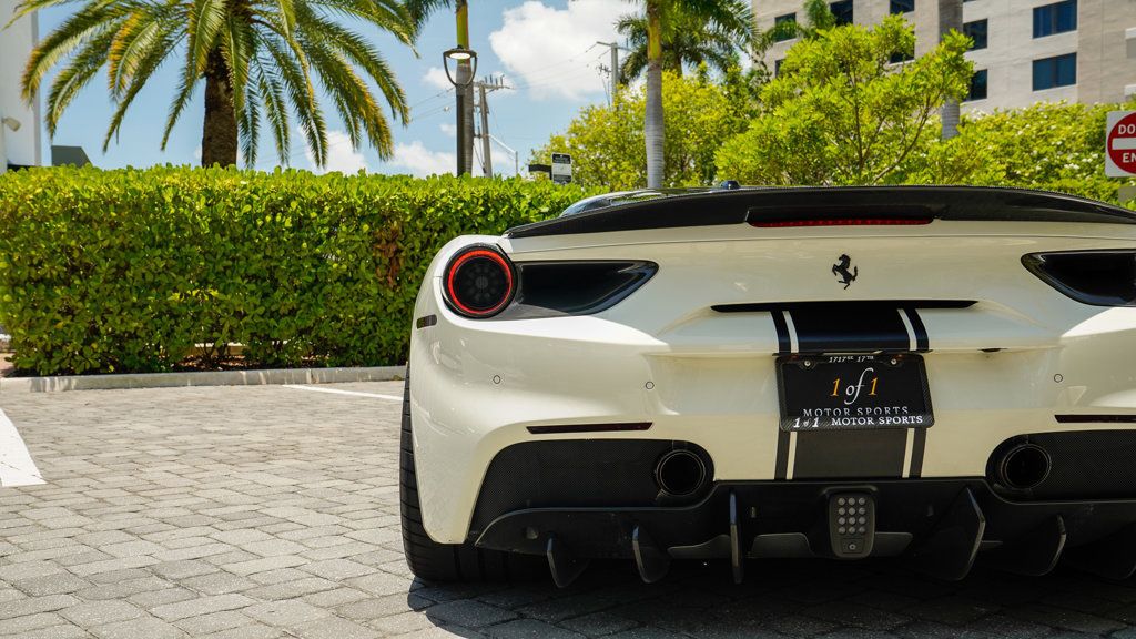 2016 Ferrari 488 GTB photo 22