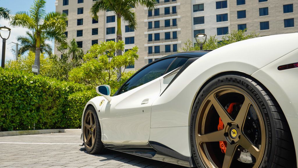 2016 Ferrari 488 GTB photo 23