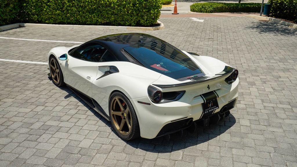 2016 Ferrari 488 GTB photo 25
