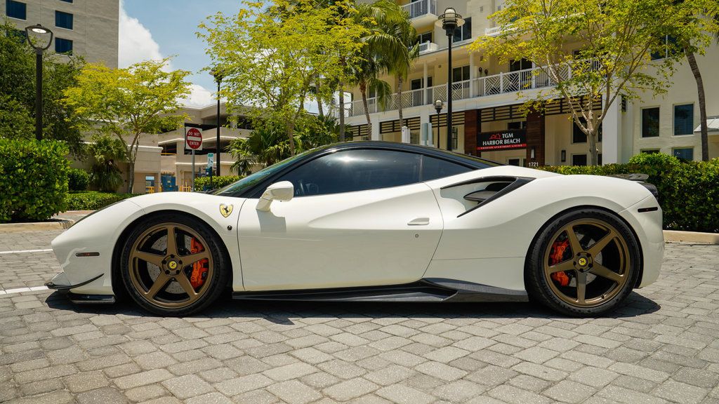 2016 Ferrari 488 GTB photo 28