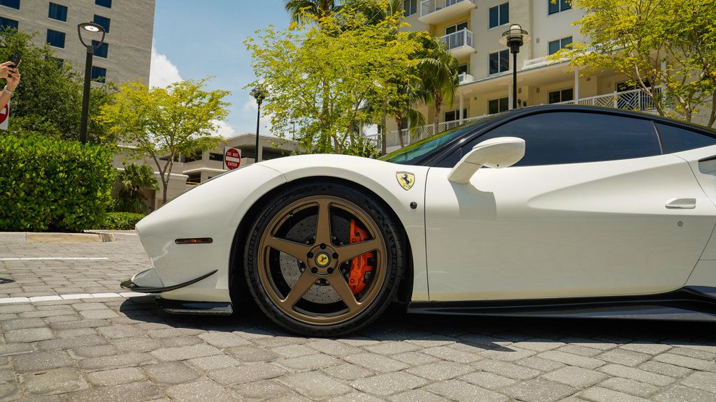 2016 Ferrari 488 GTB photo 29