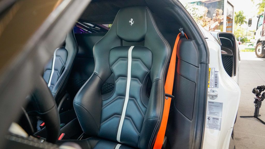 2016 Ferrari 488 GTB photo 48