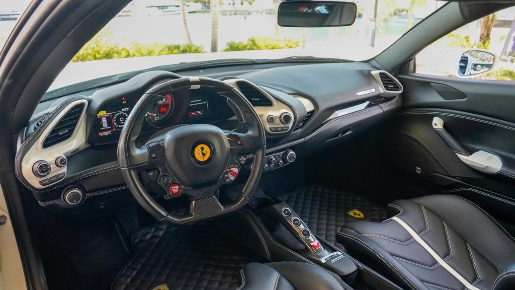 2016 Ferrari 488 GTB photo 52