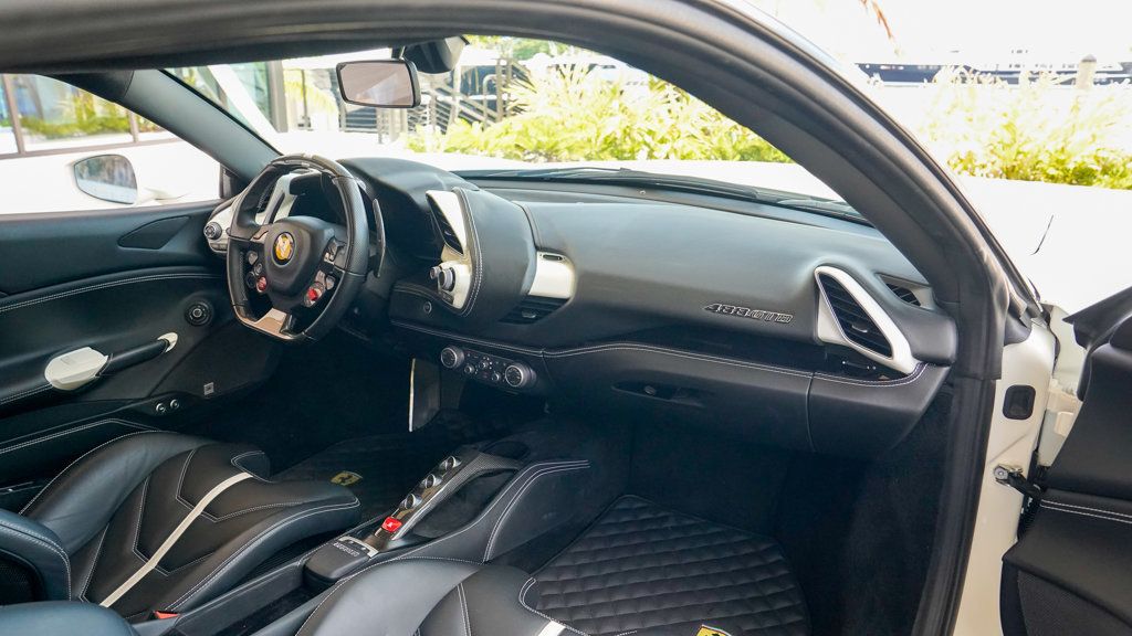 2016 Ferrari 488 GTB photo 67
