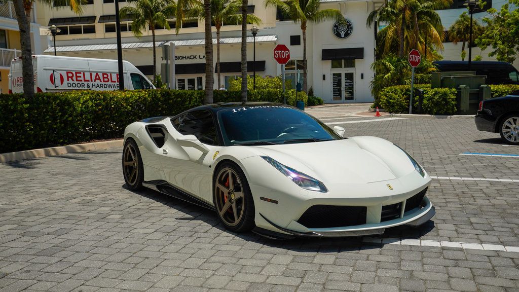 2016 Ferrari 488 GTB photo 8