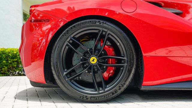 2016 Ferrari 488 GTB 2dr Coupe - 22875230 - 13