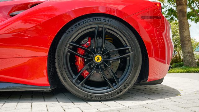 2016 Ferrari 488 GTB 2dr Coupe - 22875230 - 21