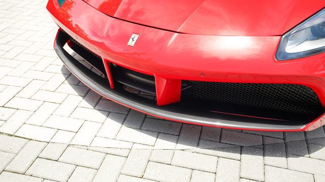 2016 Ferrari 488 GTB 2dr Coupe - 22875230 - 37