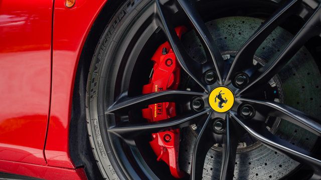 2016 Ferrari 488 GTB 2dr Coupe - 22875230 - 40