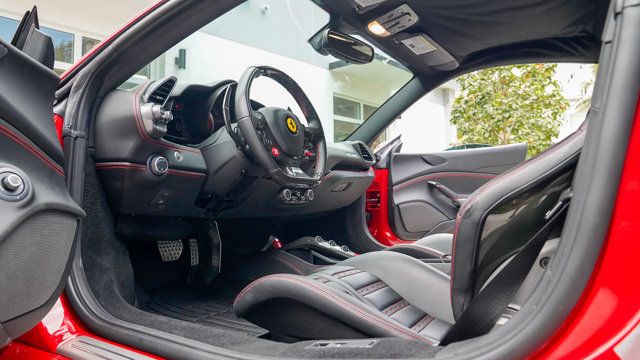 2016 Ferrari 488 GTB 2dr Coupe - 22875230 - 44