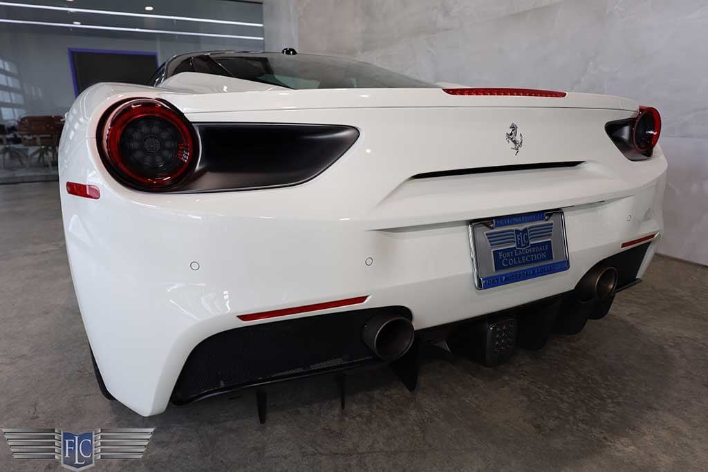 2016 Ferrari 488 GTB 2dr Coupe - 22534970 - 11