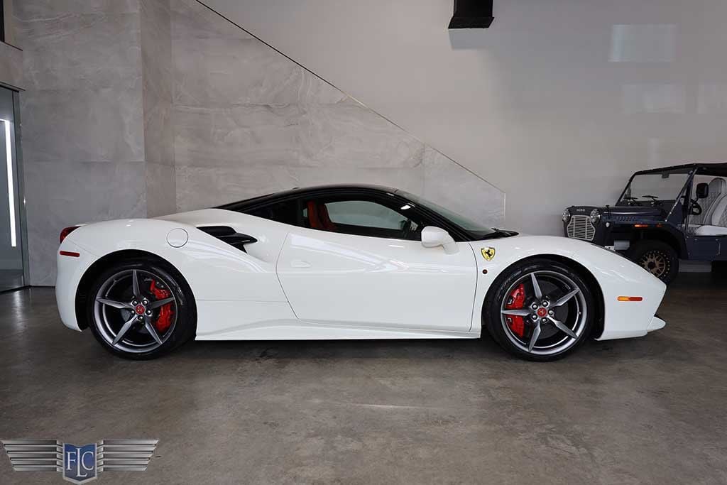 2016 Ferrari 488 GTB 2dr Coupe - 22534970 - 2