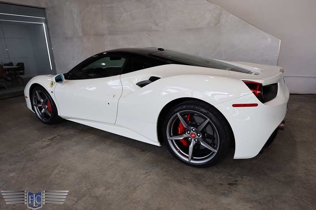 2016 Ferrari 488 GTB 2dr Coupe - 22534970 - 4