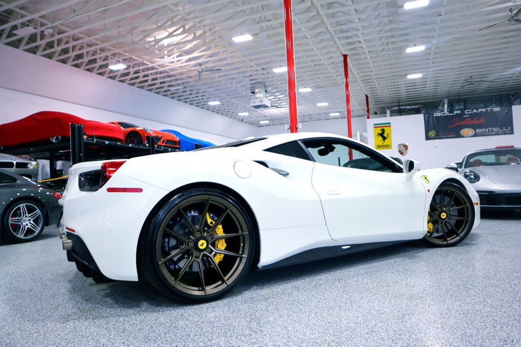 2016 Ferrari 488 GTB * ONLY 9K MILES... Giant Carbon Fiber * Race Seats!! - 21406382 - 10