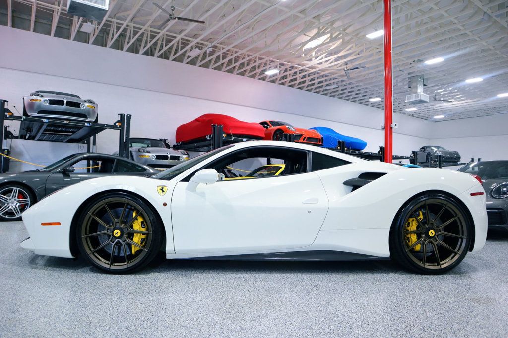 2016 Ferrari 488 GTB * ONLY 9K MILES... Giant Carbon Fiber * Race Seats!! - 21406382 - 1