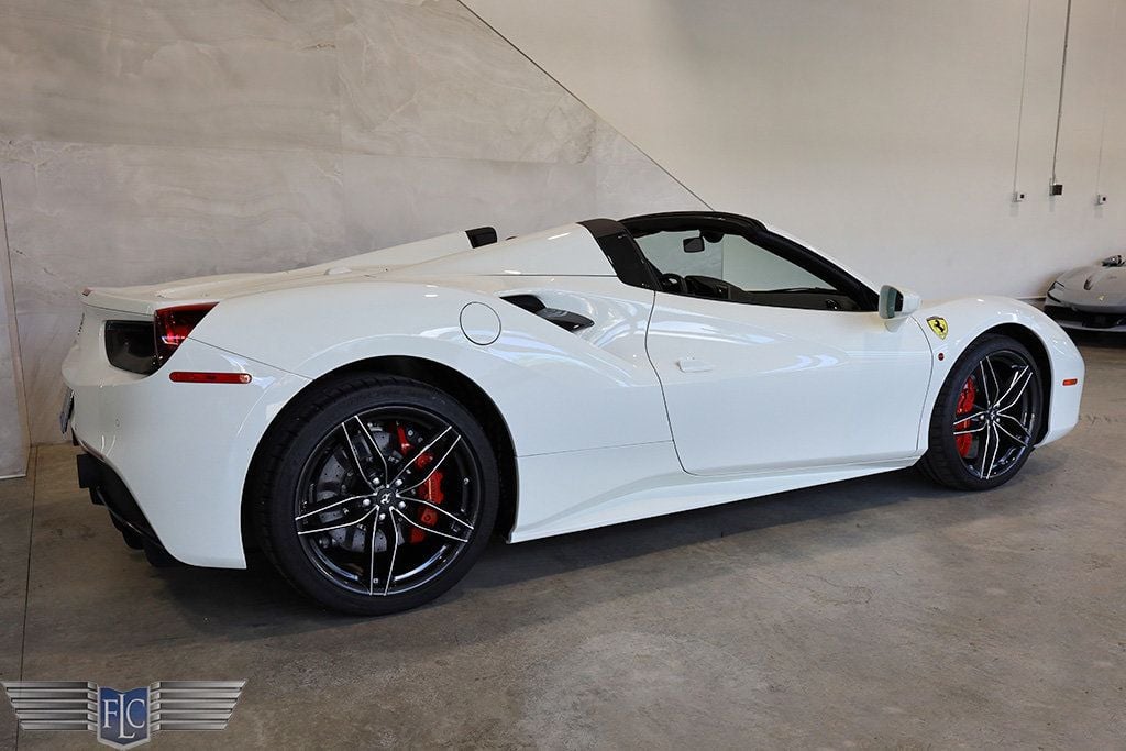 2016 Ferrari 488 Spider 2dr Convertible - 22060664 - 4