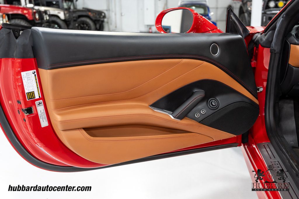 2016 Ferrari California T 2dr Convertible - 22977492 - 15