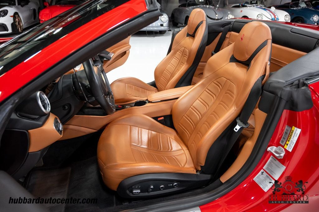 2016 Ferrari California T 2dr Convertible - 22977492 - 17