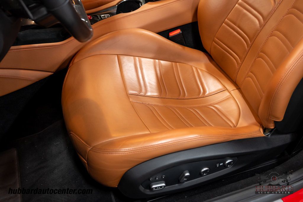 2016 Ferrari California T 2dr Convertible - 22977492 - 18