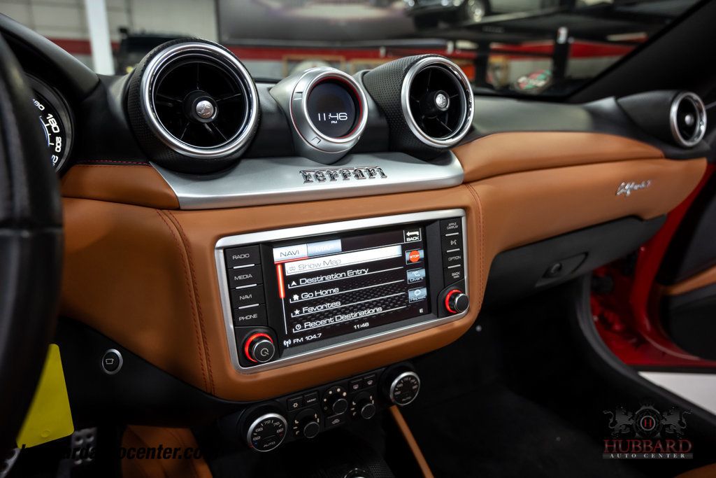 2016 Ferrari California T 2dr Convertible - 22977492 - 23