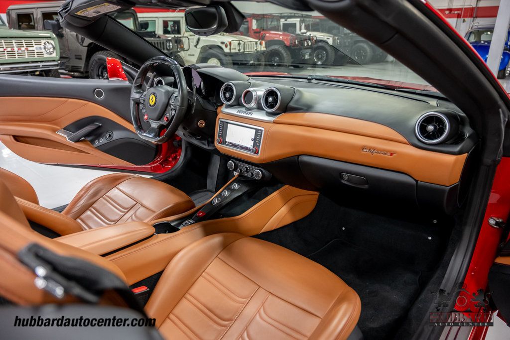 2016 Ferrari California T 2dr Convertible - 22977492 - 27