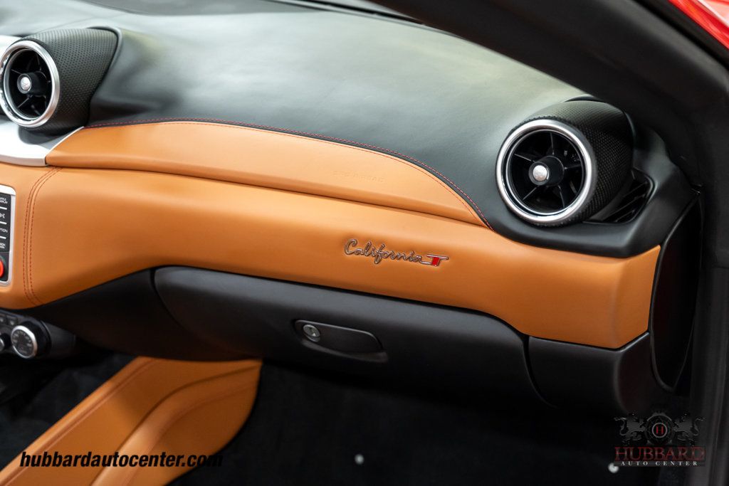 2016 Ferrari California T 2dr Convertible - 22977492 - 28