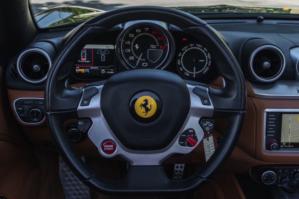 2016 Ferrari California photo 17