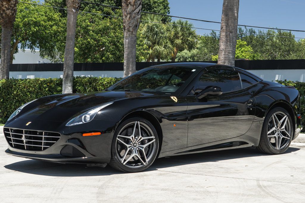 2016 Ferrari California photo 2