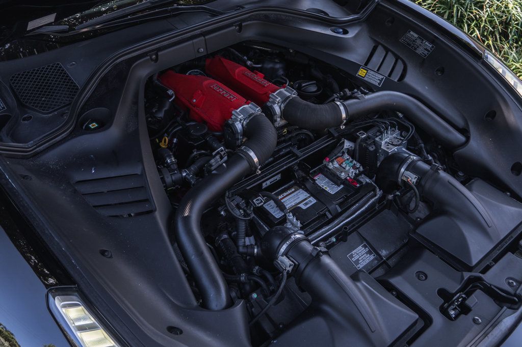 2016 Ferrari California photo 28