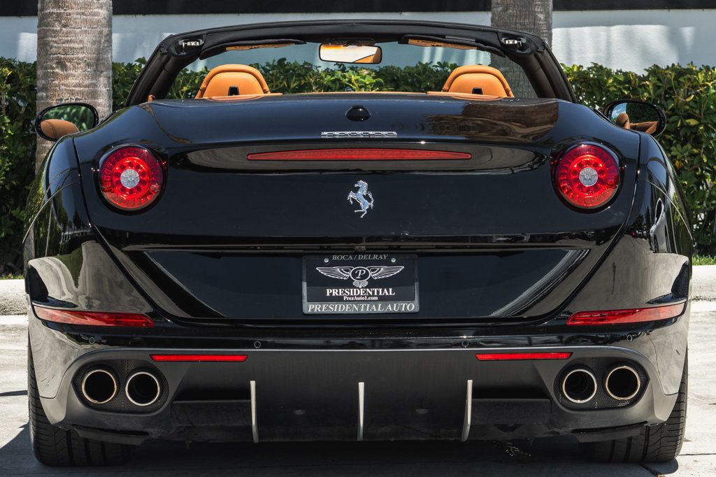 2016 Ferrari California photo 7