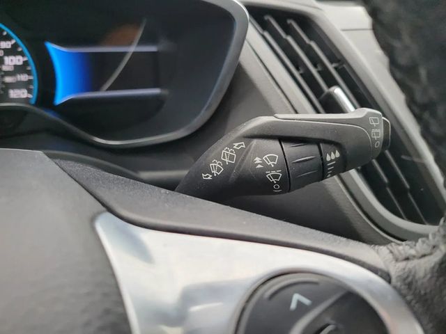 2016 Ford C-MAX Hybrid SE Wagon 4D - 22950009 - 30